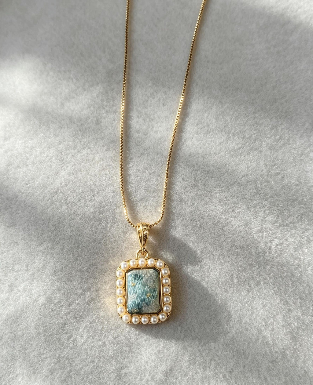 Heritage Song Brocade Rectangle Pearl Frame Pendant Necklace