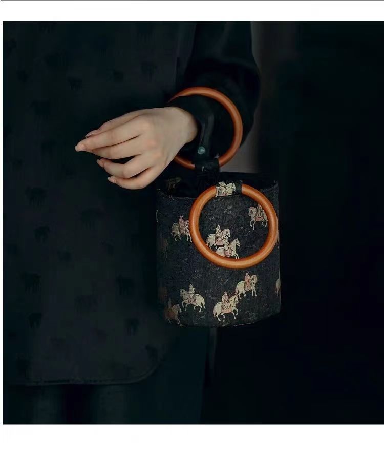 Intangible Cultural Heritage Song Brocade Cylinder Bucket Bag.